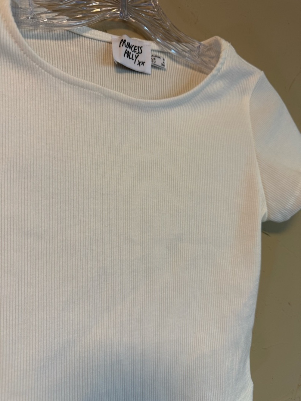 Princess Polly White Ribbed baseline Tee Crop Top Size 4 Slim Fit Y2K Clean Girl - Picture 4 of 8